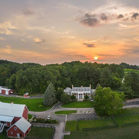 Inn At Black Star Farms Suttons Bay Екстер'єр фото